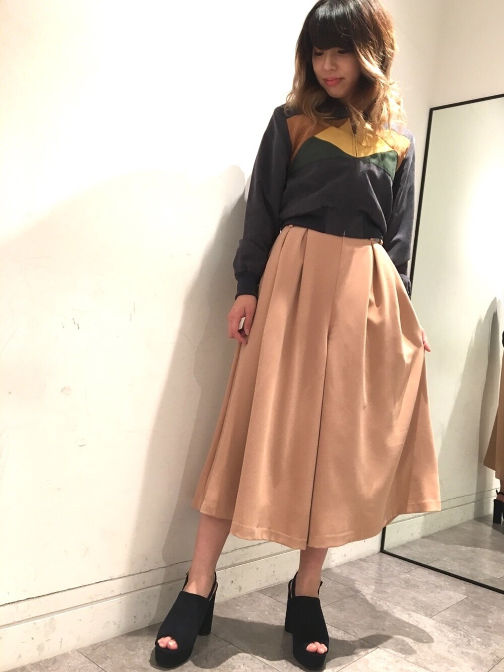 「ブルゾン、ブロックカラー、カジュアル、RedyAzel、BSTR、ガウチョパンツ、春コーデ、トレンド、パッチワーク」｜「REDYAZELのアイテム（その他パンツ、ピンク系）」を使った、Ayame_Nagasakaさん（レディース・154cm）の冬コーディネートの1枚目の写真