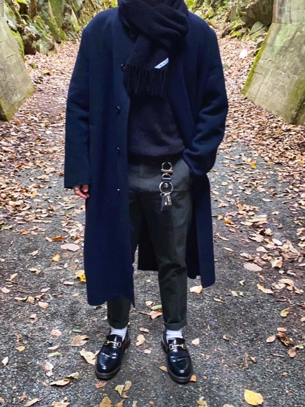 「大人カジュアル、キレイめ、大人コーデ、冬、低身長、UNIQLO、AcneStudios」｜「Dr. Martensの《Dr.Martens》ADRIAN SNAFFLE LOAFER ドクターマーチン エイドリン スナッフル ローファー（ローファー、ブラック系）」を使った、Hytさん（メンズ・163cm）の冬コーディネートの1枚目の写真