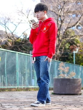 「やっぱりストリートが好き」｜「アイテム（財布/小物）」を使った、みなれんさん（メンズ・168cm）の冬コーディネート