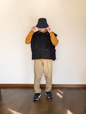 「Yeezy（イージー）のアイテム（トップス）」を使った、みなれんさん（メンズ・168cm）の春コーディネート