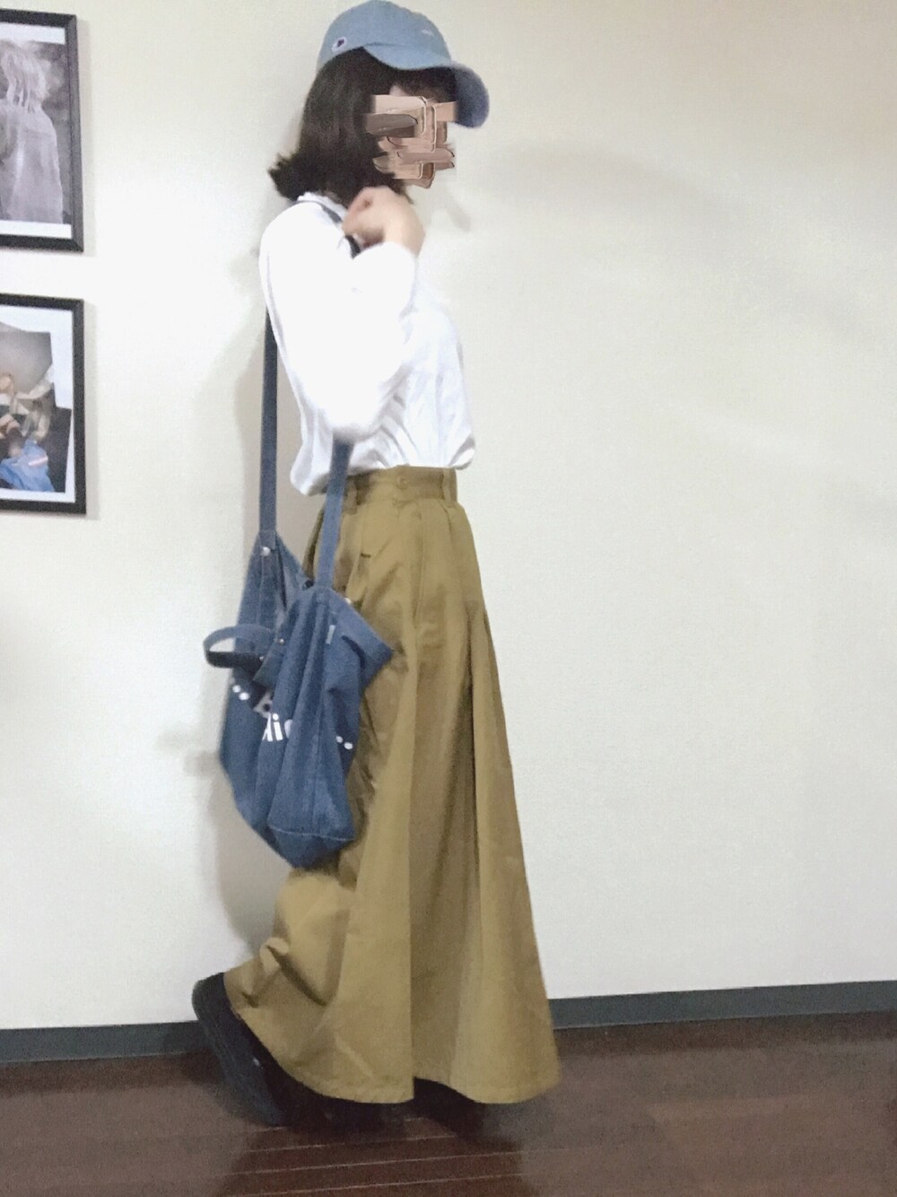 「STUSSYのStussy International Ragran L/SL Top（Tシャツ/カットソー、ホワイト系）」を使った、aiさん（レディース・160cm）の春コーディネートの1枚目の写真