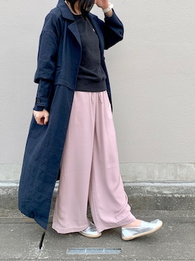 「シルバーシューズ」｜「アイテム（トレンチコート）」を使った、akariさん（レディース・163cm）の春コーディネート