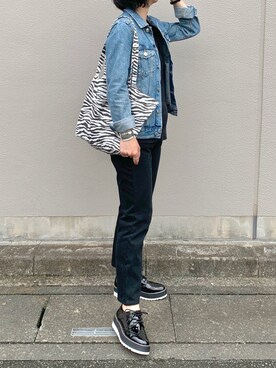 「ドレスシューズ」｜「アイテム（デニムジャケット）」を使った、akariさん（レディース・162cm）の秋コーディネート