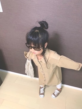 「秋のカフェオレコーデ」｜「アイテム（シャツワンピース）」を使った、Ashleyさん（キッズ・110cm）の秋コーディネート