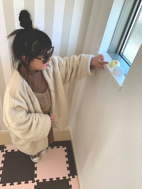 「allolun.（オールオルン）のアイテム（ワンピース/ドレス）」を使った、Ashleyさん（キッズ・120cm）の冬コーディネート