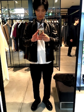 「テーパードパンツ」｜「アイテム（ライダースジャケット）」を使った、Yutaさん（メンズ・170cm）の夏コーディネート