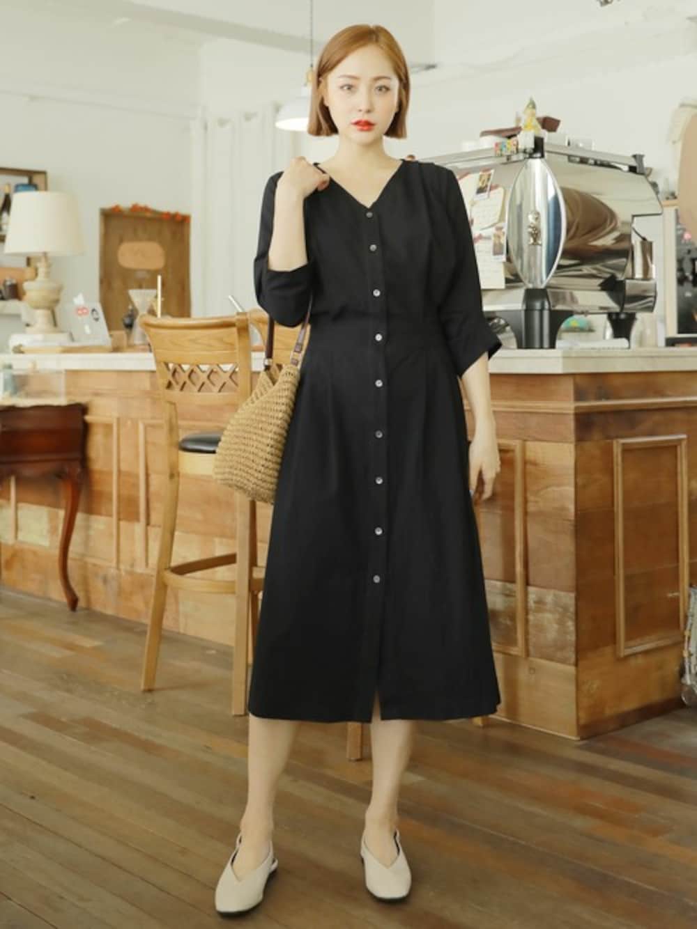 楽天市場】【SALE／60%OFF】フロントボタンVネックタック