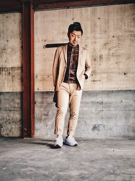 「08sircus（ゼロエイトサーカス）のアイテム（セットアップ）」を使った、吉田克明さん（メンズ・173cm）の春コーディネート