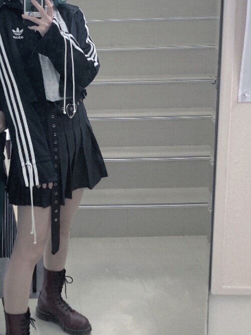 Miha Adidasのジャージを使ったコーディネート Wear