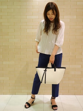 「H.V.F.N（ハブファン）のアイテム」を使った、葵さん（レディース・159cm）の春コーディネート