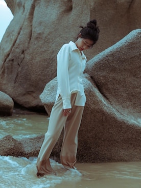 「LOW CLASSIC（ロウ　クラシック）のアイテム」を使った、lsoislさん（レディース・168cm）の冬コーディネート