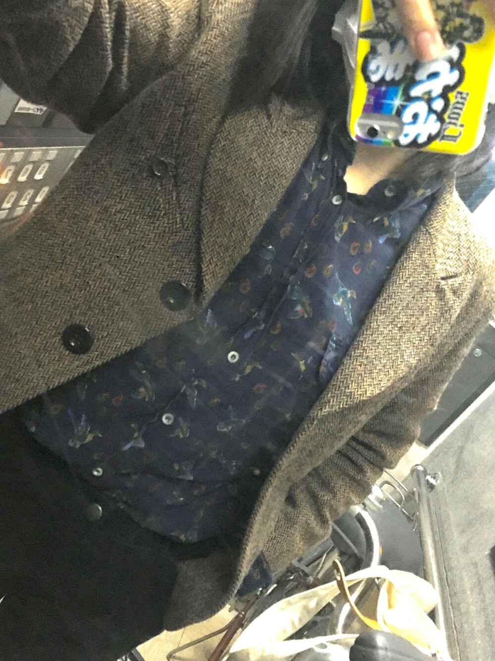 「休日コーデ、柄シャツ、テーラードジャケット」｜「北千住・おひさま洋品店のアイテム（テーラードジャケット、ブラウン系）」を使った、な🌊さん（レディース・160cm）の冬コーディネートの1枚目の写真