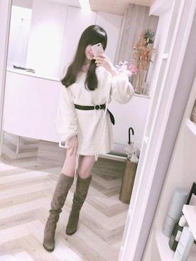 「SNIDEL（スナイデル）のアイテム（ワンピース、ベージュ系）」を使った、さくら🌸小櫻さん（レディース・166cm）の冬コーディネート