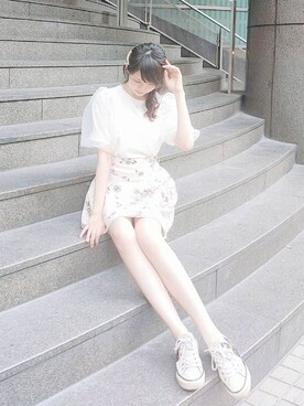 「GU（ジーユー）のアイテム（その他トップス、ホワイト系）」を使った、さくら🌸小櫻さん（レディース・166cm）の夏コーディネート