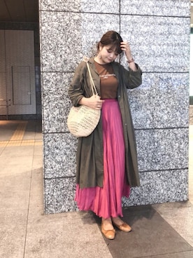 「ロングジャケット」｜「アイテム（アクセサリー）」を使った、しゅがーろーるさん（レディース・163cm）の春コーディネート