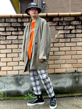 「ISSEY MIYAKE（イッセイミヤケ）のアイテム（ステンカラーコート）」を使った、さぴえもんさん（メンズ・170cm）の秋コーディネート