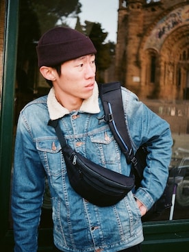 「アイテム（ニットキャップ/ビーニー、ブラウン系）」を使った、Amsjay 黃さん（メンズ・178cm）の秋コーディネート
