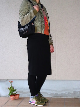 「Kastane」｜「アイテム（MA-1）」を使った、lunafuumさん（レディース・161cm）の秋コーディネート