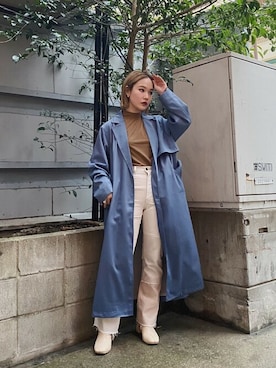 「ハイトーンカラー」｜「アイテム（トレンチコート）」を使った、SLY officialさん（レディース・157cm）の冬コーディネート