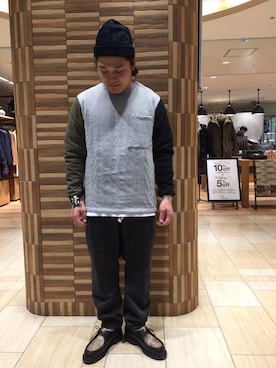 「MANASTASH（マナスタッシュ）のアイテム（その他トップス）」を使った、伊藤さん（メンズ・165cm）の冬コーディネート