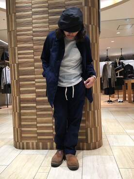 「ワーク」｜「アイテム（ステンカラーコート）」を使った、伊藤さん（メンズ・165cm）の秋コーディネート