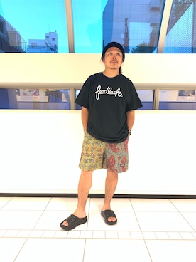 「HOKA（ホカ）のHOKA ONE ONE/ホカ オネオネ　ORA RECOVERY SLIDE（サンダル）」を使った、伊藤さん（メンズ・165cm）の夏コーディネート
