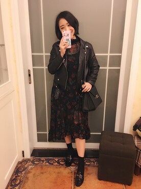 「Sam Edelman（サムエデルマン）のアイテム（モカシン/デッキシューズ、ブラック系）」を使った、athena*何静さん（レディース・163cm）の冬コーディネート