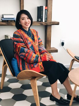 「Sam Edelman（サムエデルマン）のアイテム（モカシン/デッキシューズ、ブラック系）」を使った、athena*何静さん（レディース・163cm）の冬コーディネート