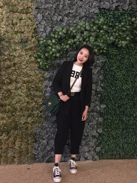 「GUCCI（グッチ）のアイテム（ベルト、ブラック系）」を使った、athena*何静さん（レディース・163cm）の冬コーディネート