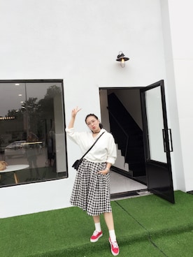 「VANS（バンズ）のアイテム（スニーカー、レッド系）」を使った、athena*何静さん（レディース・163cm）の冬コーディネート