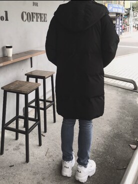「FILA（フィラ）のアイテム（その他シューズ）」を使った、minhsiさん（メンズ・175cm）の冬コーディネート