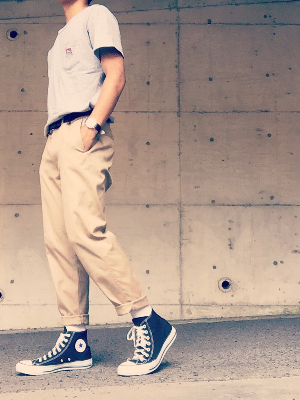 「CONVERSEのアイテム（スニーカー、ブラック系）」を使った、Ryogaさん（メンズ・170cm）の夏コーディネートの1枚目の写真