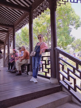 芸朵快跑さんのコーディネート