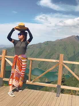 芸朵快跑さんのコーディネート