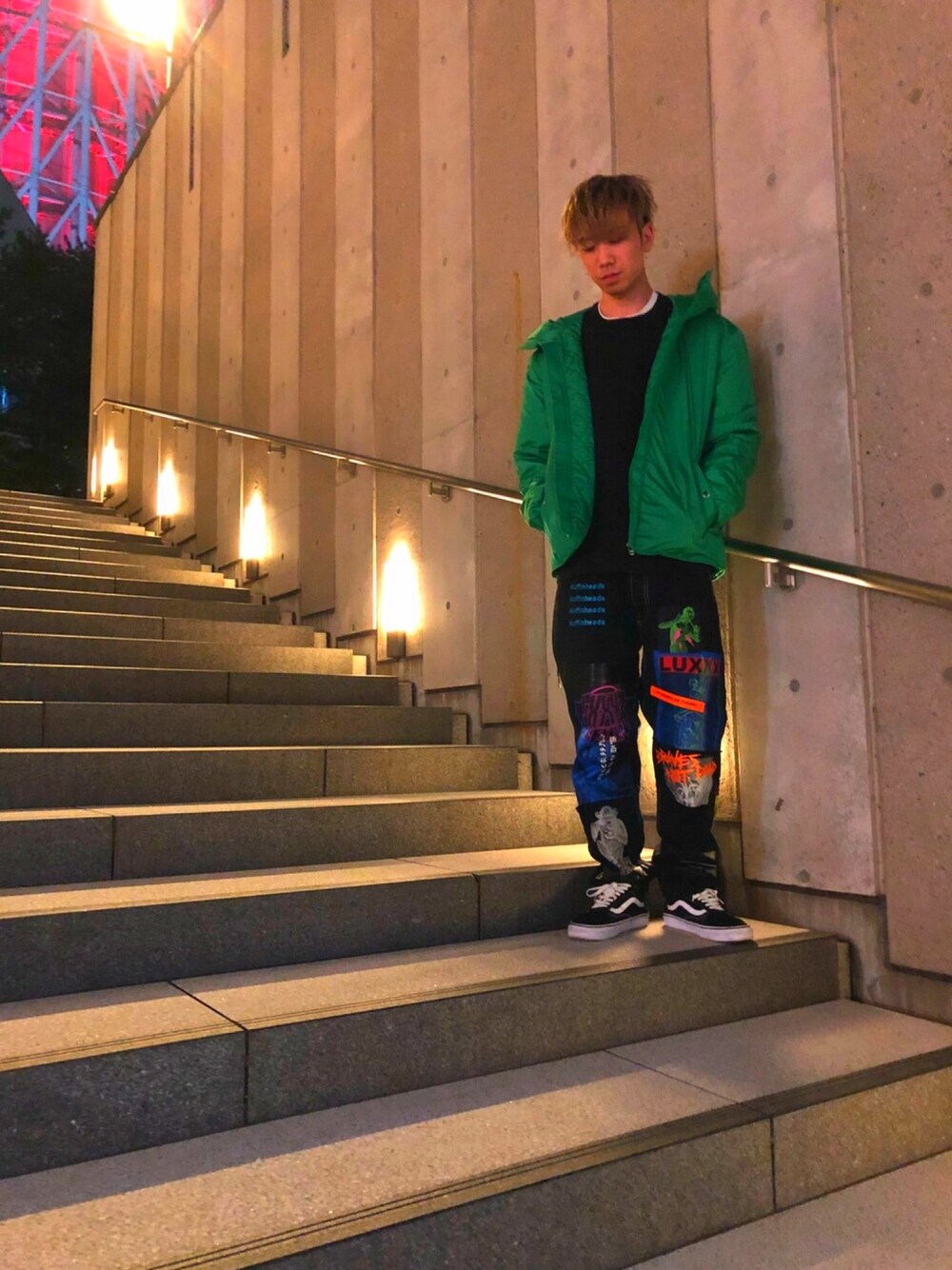 「ゆるコーデ、ootd、fashion、streetstyle、オーバーサイズ、大学生、ワイドパンツ」｜「DIESELのアイテム（ジャケット/アウター、グリーン系）」を使った、YUTA・Aさん（メンズ・180cm）の秋コーディネートの1枚目の写真