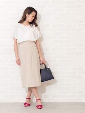 「アイテム（クラッチバッグ、ブルー系）」を使った、NBB STAFF 09さん（レディース・157cm）の春コーディネート