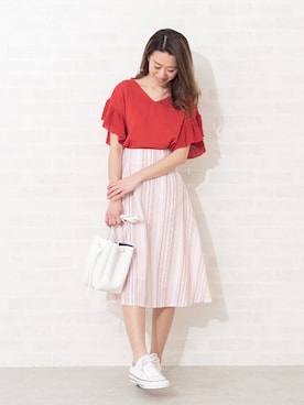 「アイテム（クラッチバッグ）」を使った、NBB STAFF 09さん（レディース・157cm）の春コーディネート