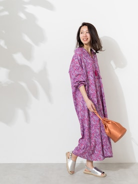 「NATURAL BEAUTY BASIC（ナチュラルビューティーベーシック）のアイテム（財布/小物）」を使った、NBB STAFF 09さん（レディース・157cm）の夏コーディネート