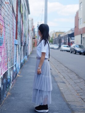 「Daniel Wellington（ダニエルウェリントン）のアイテム（アナログ腕時計、ゴールド系）」を使った、Se7en Chengさん（レディース）の秋コーディネート