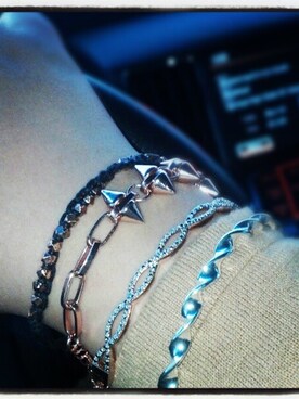 Camille Cochranさんのコーディネート