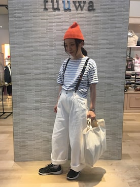 「UNIQLO（ユニクロ）のアイテム（ニットキャップ/ビーニー、オレンジ系）」を使った、yoshiepiyoさん（レディース・159cm）の春コーディネート