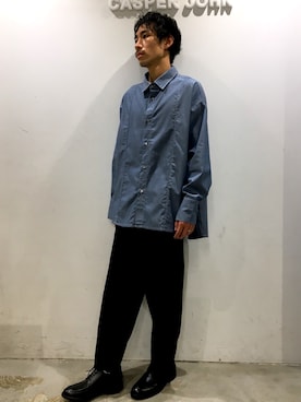 「YON（ヨン）のアイテム（トップス）」を使った、YOSHIさん（メンズ・171cm）の秋コーディネート