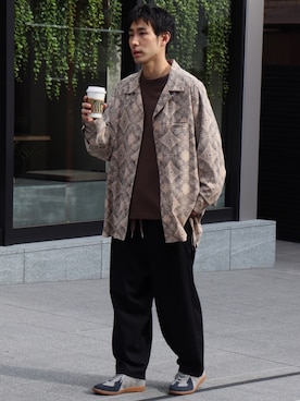 「CASPER JOHN（キャスパージョン）のアイテム（スウェット）」を使った、YOSHIさん（メンズ・171cm）の冬コーディネート