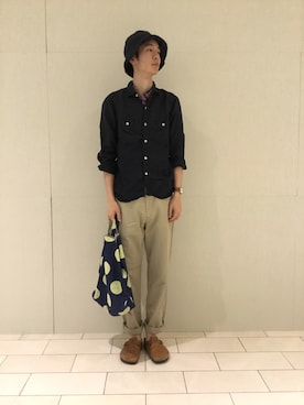 「OMNIGOD（オムニゴッド）のアイテム（財布/小物）」を使った、OMNIGOD みなとみらい東急スクエアさん（メンズ・180cm）の夏コーディネート