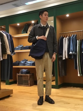 「OMNIGOD（オムニゴッド）のアイテム（カバーオール）」を使った、OMNIGOD みなとみらい東急スクエアさん（メンズ・180cm）の秋コーディネート