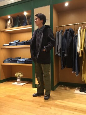 「OMNIGOD（オムニゴッド）のアイテム（パンツ）」を使った、OMNIGOD みなとみらい東急スクエアさん（メンズ・176cm）の冬コーディネート