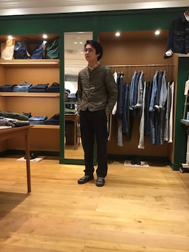 「OMNIGOD（オムニゴッド）のアイテム（パンツ）」を使った、OMNIGOD みなとみらい東急スクエアさん（メンズ・175cm）の冬コーディネート