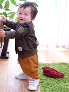 「9ヶ月」｜「アイテム（ジャケット/アウター）」を使った、runo_runoさん（キッズ・70cm）の秋コーディネート