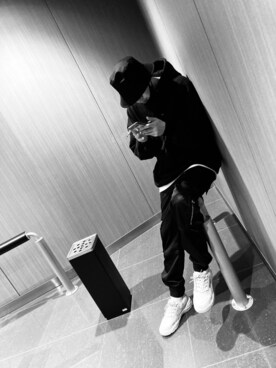 「BLACKTAILOR（ブラックテイラー）のアイテム」を使った、masaodesさん（メンズ・180cm）の春コーディネート