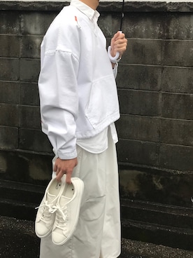 「Rodeo Crowns（ロデオクラウンズ）のアイテム（パンツ）」を使った、モノクロ好みのスニ男子さん（メンズ・170cm）の秋コーディネート